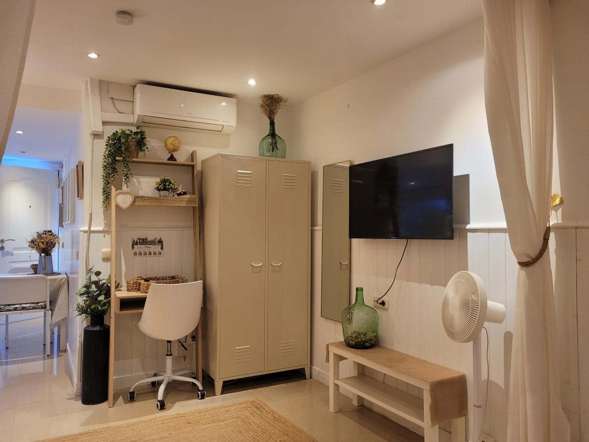 Appartamento "Cozy Loft", Terrace, Parking And Swimming Pool Málaga Esterno foto